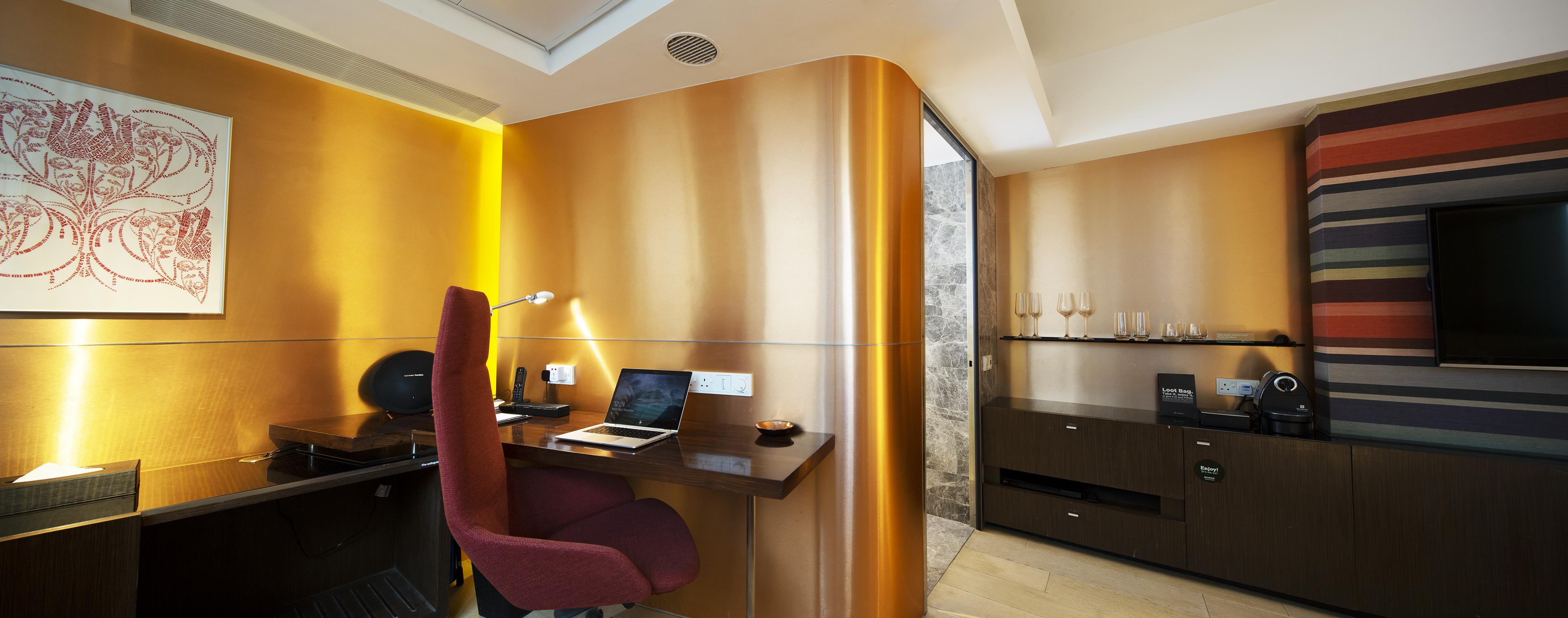 Hotel Ovolo 5*